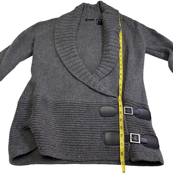 Moda International Gray Sweater Size Medium Wrap Buckle Shawl Collar Ribbed NWT - Picture 11 of 13